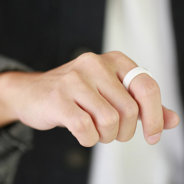 anillo blanco de ceramica marca calak cl sico 141884 BLANCO 1
