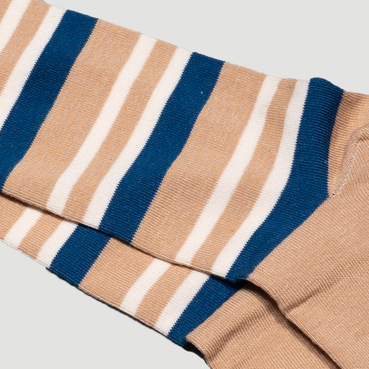 calcetines beige diseno de lineas marca tishas cl sico 158704 327773 2