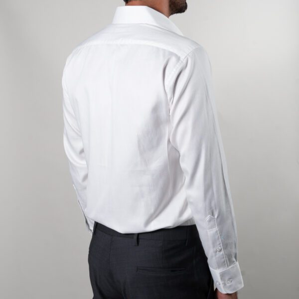 camisa blanca estructura labrada marca smart slim 150480 270522 3