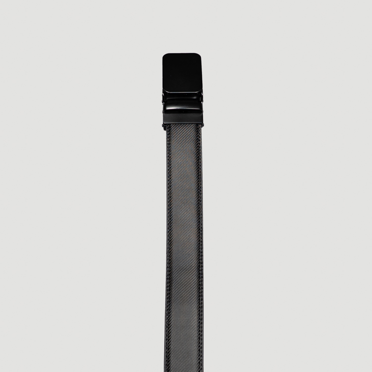 cincho negro estilo texturizado marca buckle cl sico 165390 367639 1