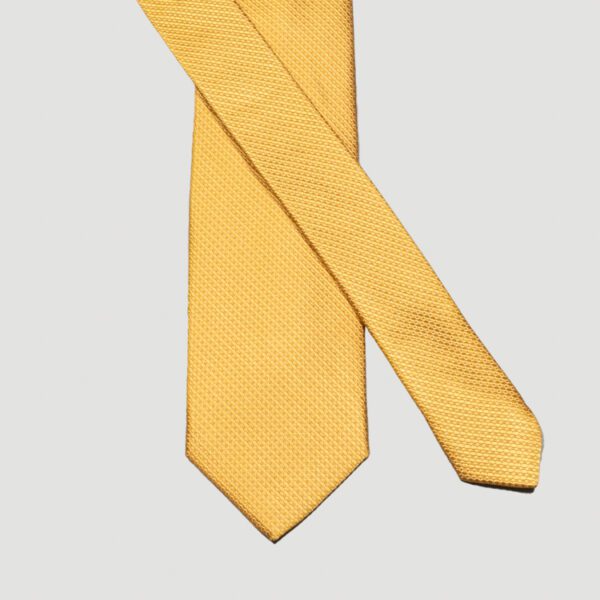 corbata amarilla estructura labrada marca colletti cl sico 157691 AMARILLO 2