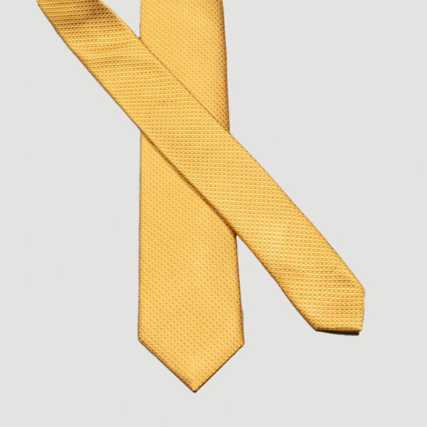 corbata amarilla estructura labrada marca colletti slim 157666 AMARILLO 2