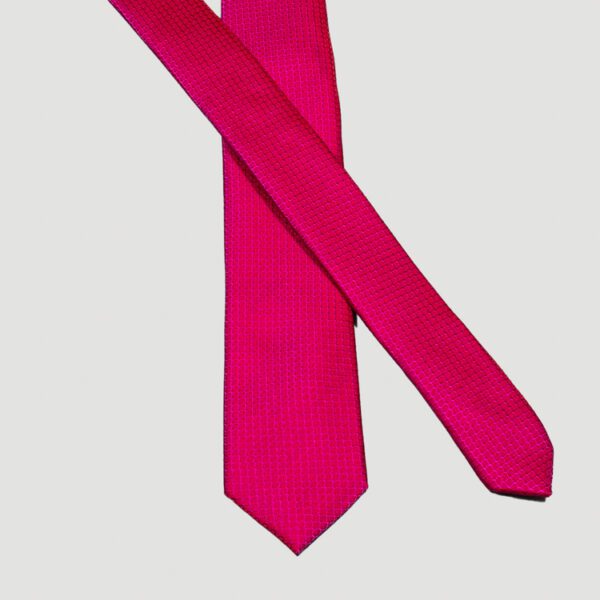 corbata fucsia estructura labrada marca colletti slim 157672 FUCSIA 2