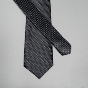 corbata negra diseno de puntitos marca emporium cl sico 152436 273728 1
