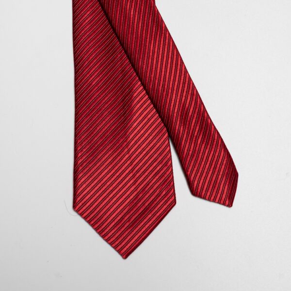 corbata roja diseno de lineas marca buckle cl sico 149846 253016 2