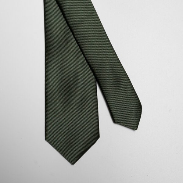 corbata verde estructura labrada marca buckle cl sico 149840 253028 2