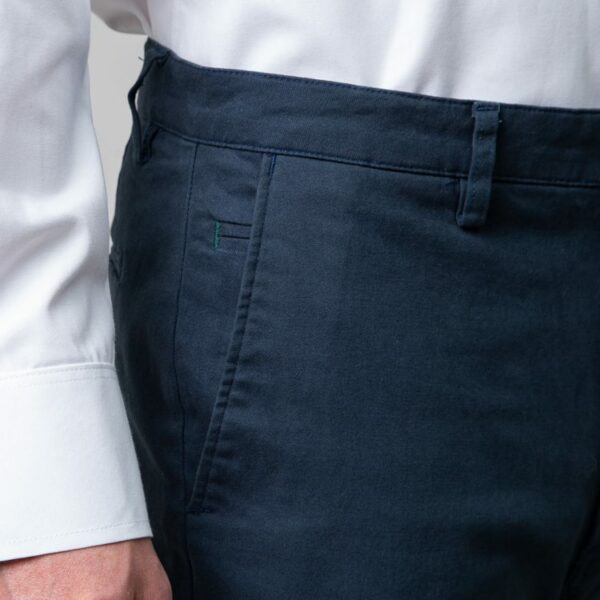 pantalon azul estructura plana lisa marca business casual slim 147805 249618 3