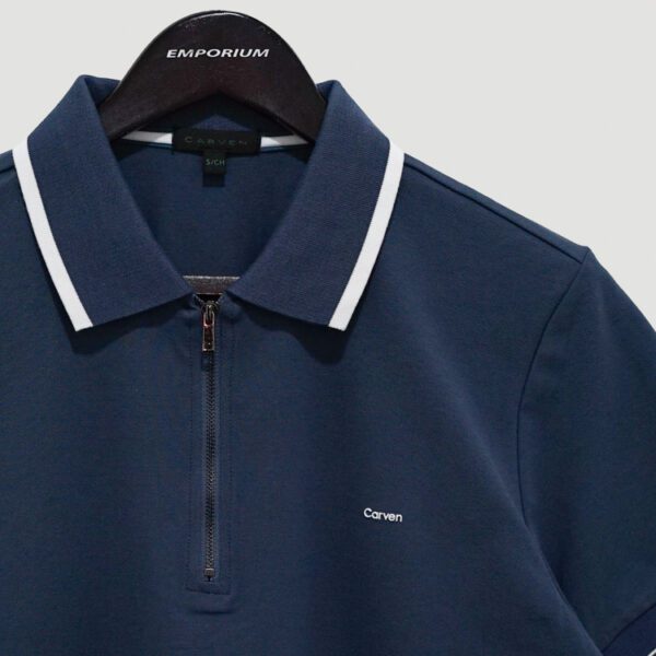 polo azul estructura plana con zipper marca carven slim 141120 201684 2