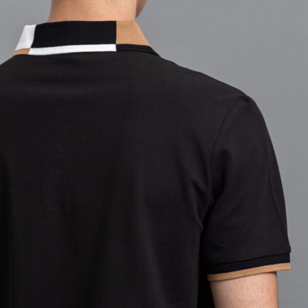 polo negra estructura cuello contrastado marca carven slim 155716 296551 3