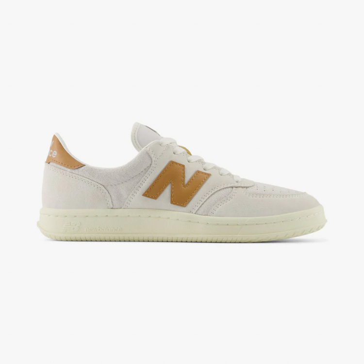 sneakers beige estilo ct500ca d marca new balance cl sico 166562 374079 1