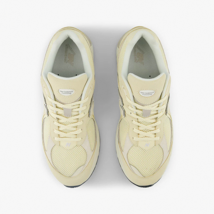 sneakers beige estilo m2002rfi d marca new balance cl sico 166746 BEIGE 2