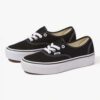 sneakers negro diseno vn0a3av8blk marca vans cl sico 151681 NEGRO 2