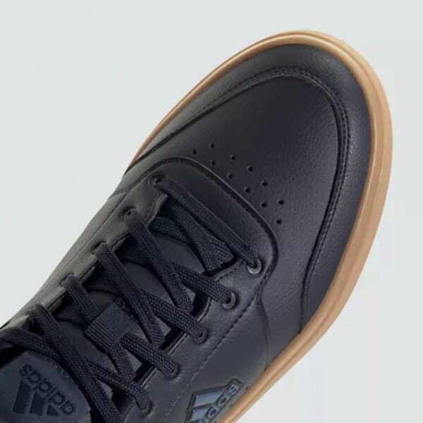 sneakers negro estilo id5584 marca adidas cl sico 153672 274728 3
