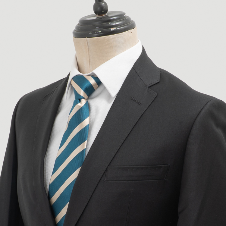 traje negro estructura plana marca colletti slim 162933 NEGRO 2